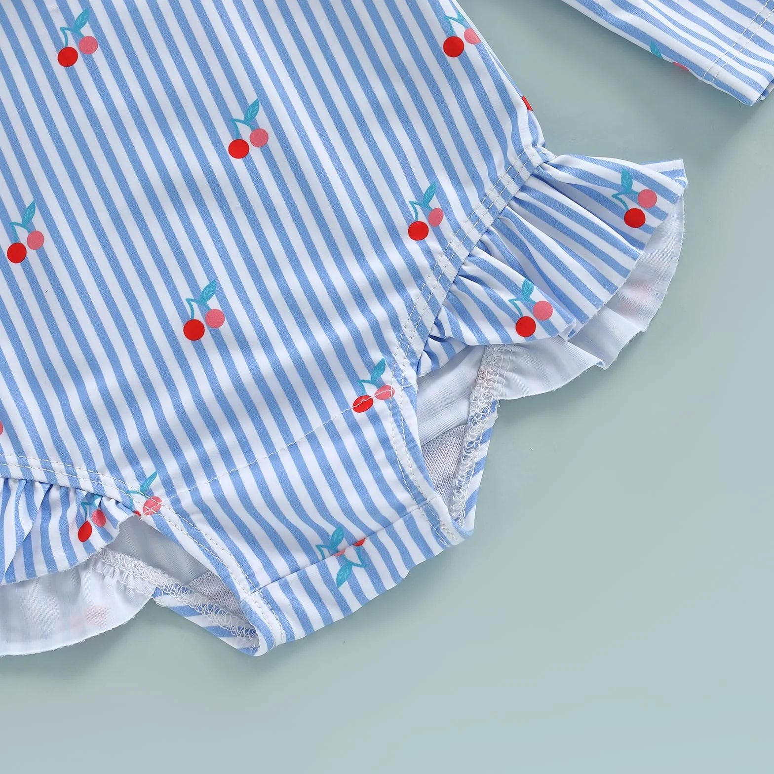 Maillot de Bain 2Pcs Bébé Fille Imprimé Ensemble Maillots de Bain à Manches Longues Mailllots Une Pièce avec Chapeau Tenue Maillots 3 Mois-3 Ans